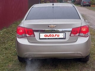 2011 Chevrolet Cruze I, бежевый, 450000 рублей, вид 3