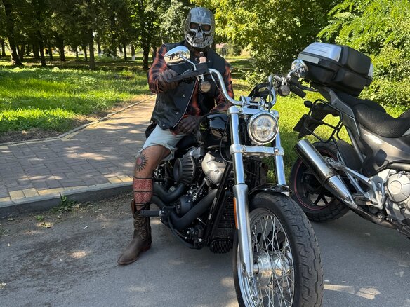 2021 Harley-Davidson Softail Standard, чёрный, 1250000 рублей