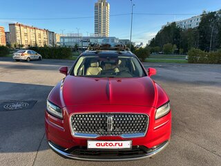 2021 Lincoln Nautilus I, красный, 3400000 рублей, вид 3