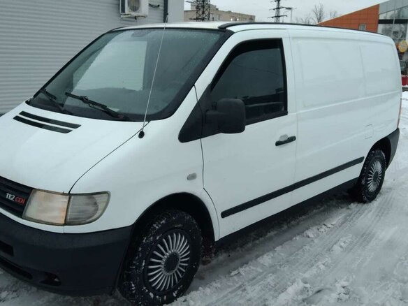 2000 Mercedes-Benz Vito, белый, 580000 рублей - вид 5