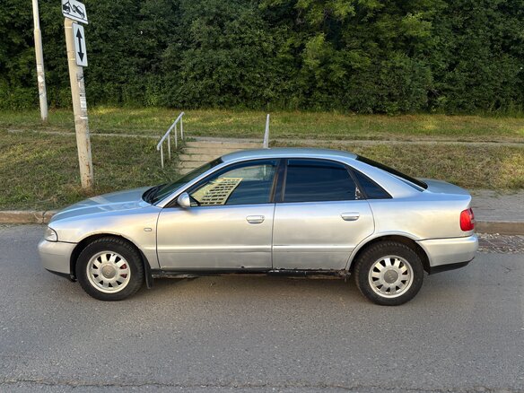 2000 Audi A4 I (B5) Рестайлинг, серый - вид 5