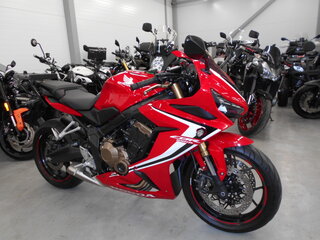 2019 Honda CBR 650R, красный, 770000 рублей, вид 1