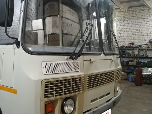 2008 ПАЗ 3205, белый, 800000 рублей