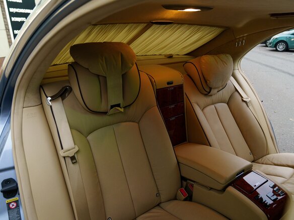 2006 Maybach 57 I, серый, 6005000 рублей - вид 12