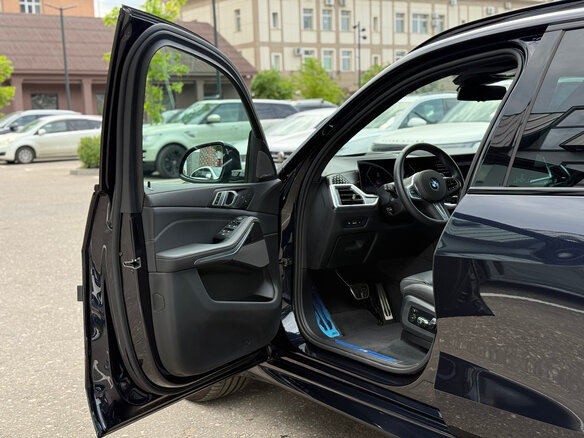 2023 BMW X5 30d IV (G05/G18) Рестайлинг, синий, 10040000 рублей - вид 6