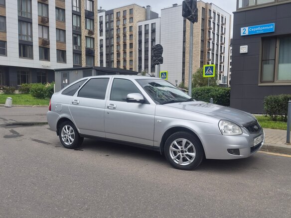 2011 Lada (ВАЗ) Priora I, серебристый, 310000 рублей - вид 8
