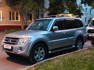 2011 Mitsubishi Pajero IV, серебристый, 2000000 рублей, вид 1