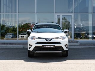 2016 Toyota RAV4 IV (XA40) Рестайлинг, белый, 2200000 рублей, вид 3