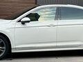 2015 Volkswagen Passat B8, белый, 2100000 рублей - вид 2