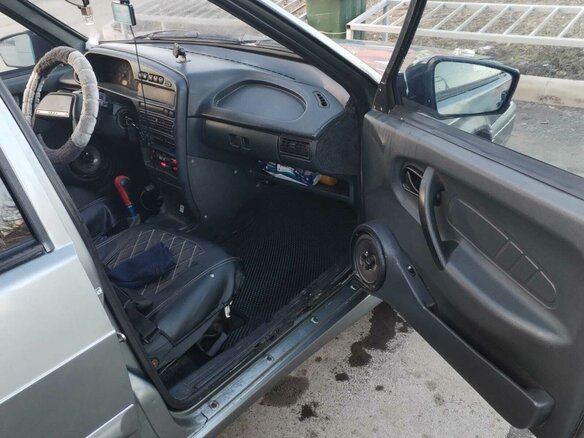 2010 Lada (ВАЗ) 2114, серый, 200000 рублей - вид 9