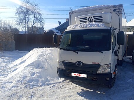 2012 Hino Series 300 (Dutro), белый, 1400000 рублей, вид 1