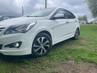 2016 Hyundai Solaris I Рестайлинг, белый, 679999 рублей, вид 3