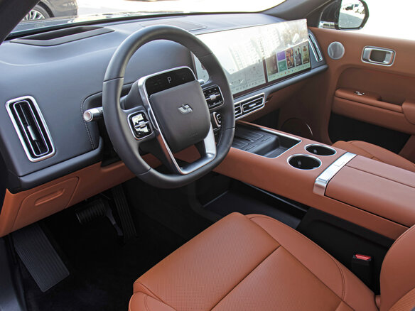 2025 Li Auto (Lixiang) L9 52.3 kWh I Рестайлинг, чёрный - вид 6