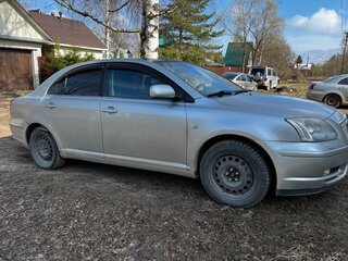 2003 Toyota Avensis II, серебристый, 480000 рублей, вид 2