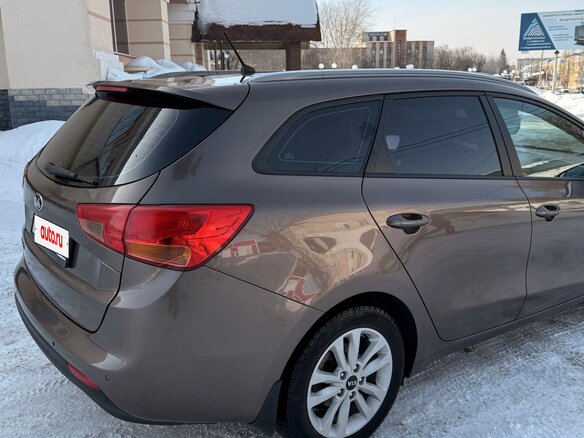 2015 Kia Ceed II Рестайлинг, коричневый, 999999 рублей - вид 8