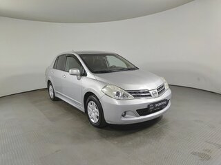 2010 Nissan Tiida I Рестайлинг, серебристый, 598000 рублей, вид 3