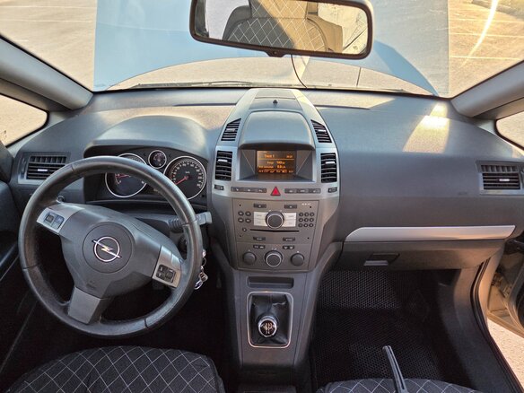 2006 Opel Zafira B, бежевый, 690000 рублей - вид 8
