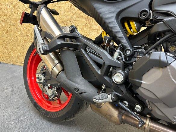 2022 Ducati Monster 937, зелёный, 1070000 рублей - вид 14