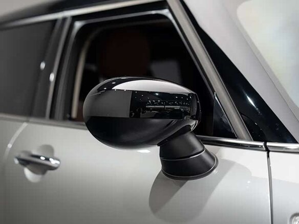 2023 Mini Clubman Cooper II Рестайлинг, серый, 3040000 рублей - вид 6