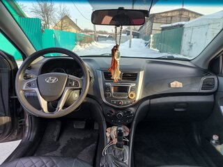 2015 Hyundai Solaris I Рестайлинг, коричневый, 870000 рублей, вид 5