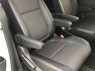 2020 Honda Freed II Рестайлинг, белый, 1700000 рублей, вид 4