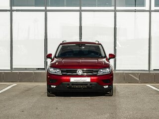 2019 Volkswagen Tiguan II, красный, 1950000 рублей, вид 3