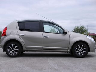 2012 Renault Sandero I, бежевый, 595000 рублей, вид 4