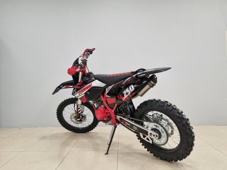 2026 Zuumav CR 250 CB, красный, 197700 рублей, вид 4
