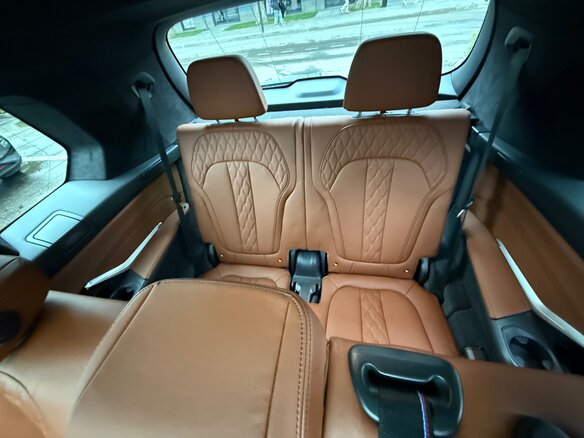 2026 BMW X7 40d I (G07) Рестайлинг, чёрный, 15189000 рублей - вид 8