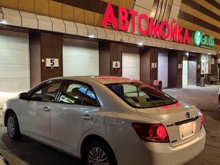 2010 Toyota Allion II Рестайлинг, белый, 1100000 рублей, вид 4