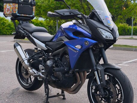 2017 Yamaha MT-09 Tracer (FJ-09), синий, 830000 рублей, вид 3