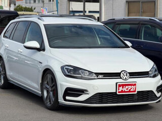 2017 Volkswagen Golf VII, белый, 1290000 рублей, вид 2