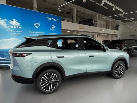 Omoda C7