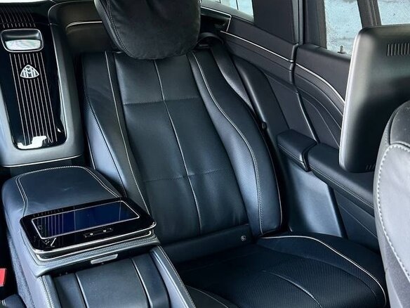 2021 Mercedes-Benz Maybach GLS 600 I, белый, 15000000 рублей - вид 8