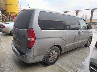 2016 Hyundai H-1 II Рестайлинг, серый, 1675000 рублей, вид 4