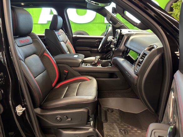 2026 Ram 1500 RHO V Рестайлинг, чёрный, 11900000 рублей - вид 9