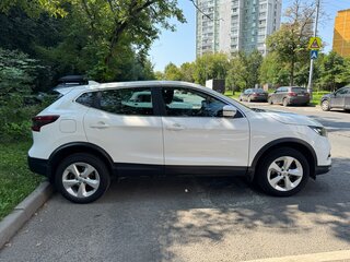 2019 Nissan Qashqai II Рестайлинг, белый, 1730000 рублей, вид 4