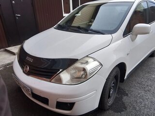 2013 Nissan Tiida I Рестайлинг, белый, 700000 рублей, вид 5
