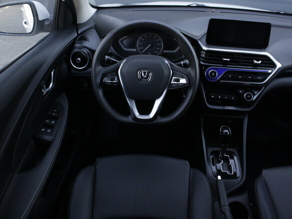 2023 Changan Alsvin, белый, 1120000 рублей - вид 6