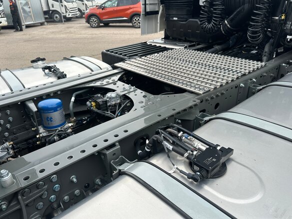 2026 Sinotruk Sitrak C7H MAX, белый, 11750000 рублей - вид 18