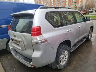 2012 Toyota Land Cruiser Prado 150 Series, серебристый, 3500000 рублей, вид 4