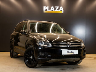 2016 Volkswagen Tiguan I Рестайлинг, чёрный, 1664000 рублей, вид 2