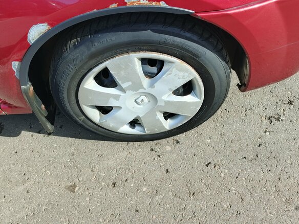 2008 Renault Logan I, красный - вид 4