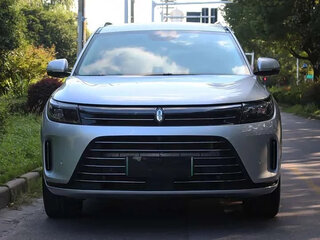 2025 Aito M7 I Рестайлинг, серебристый, 3980700 рублей, вид 2