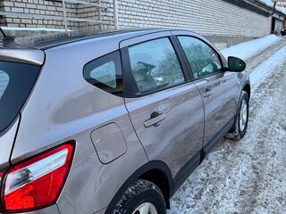 2010 Nissan Qashqai I Рестайлинг, золотистый, 1600000 рублей, вид 5