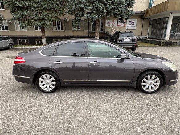 2010 Nissan Teana II (J32), серый, 700000 рублей - вид 1