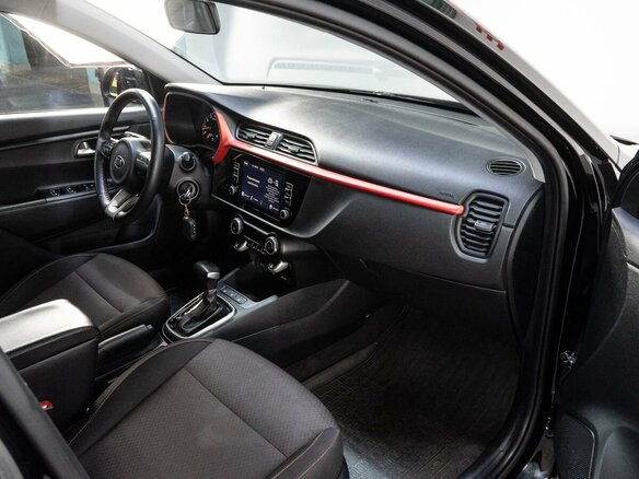 2021 Kia Rio X IV Рестайлинг, чёрный, 1870000 рублей - вид 13