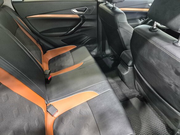 2023 Lada (ВАЗ) Vesta Cross I Рестайлинг (NG), белый - вид 16