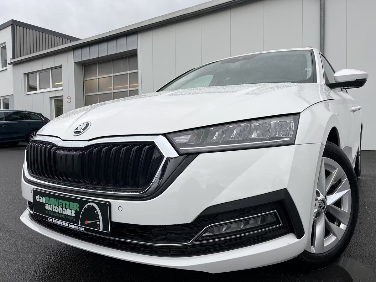 Открыть фотографии: Skoda Octavia IV (A8)