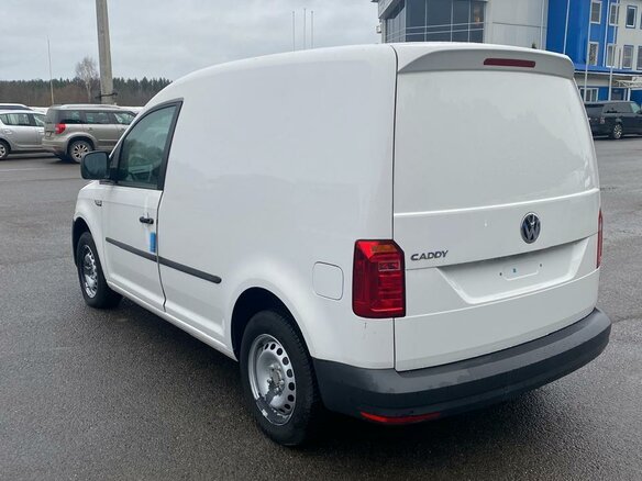 2020 Volkswagen Caddy, белый, 3100000 рублей - вид 1